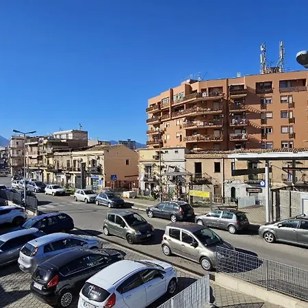 Vista Stazione 公寓